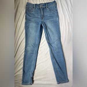Old Navy Light Wash Women's Skinny Jeans